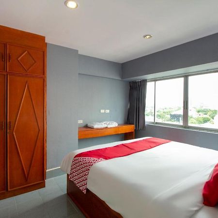Oyo 602 L'Hotel Bangkok Exterior photo