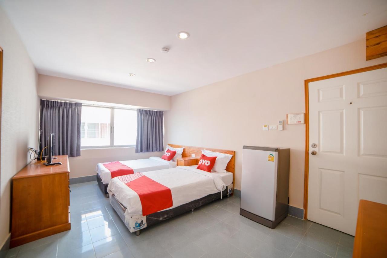 Oyo 602 L'Hotel Bangkok Exterior photo